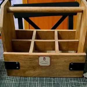 Wood storage for drinks with opener